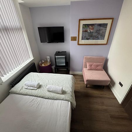 Southgate Luxury Apartments Elland Esterno foto