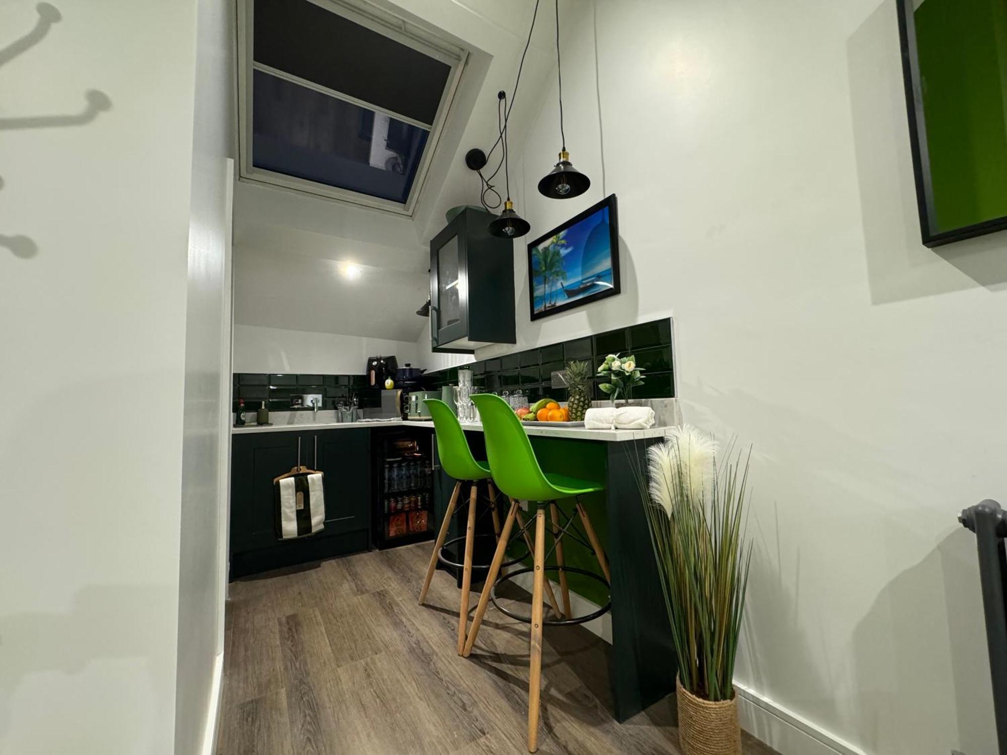 Southgate Luxury Apartments Elland Esterno foto