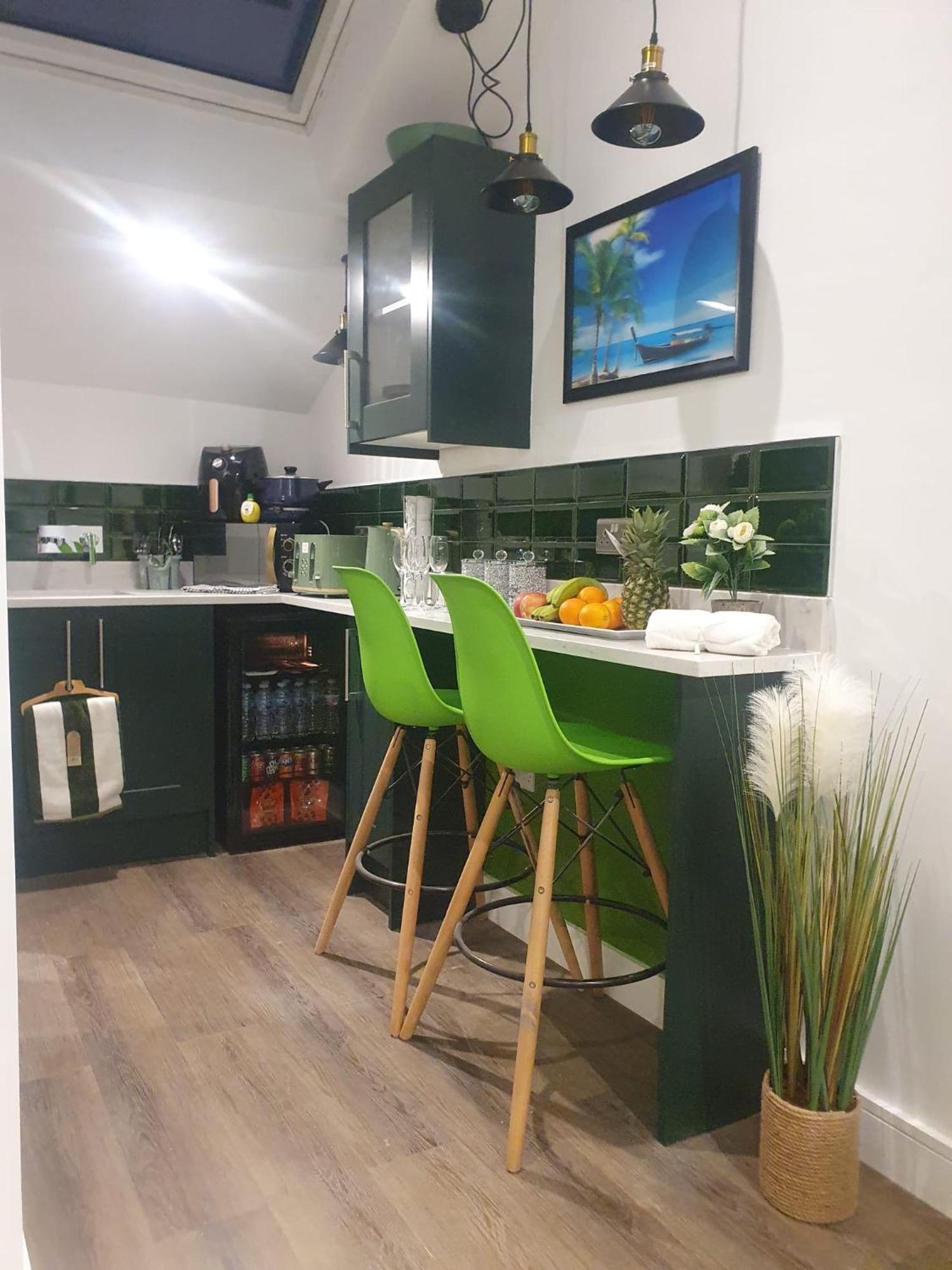 Southgate Luxury Apartments Elland Esterno foto
