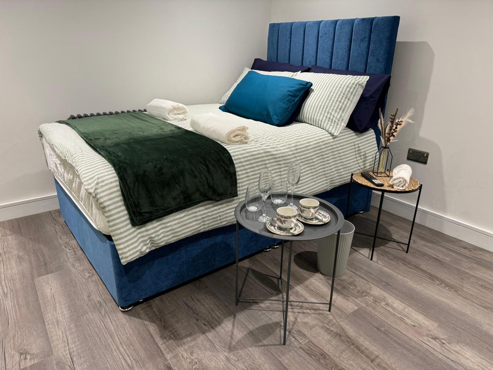 Southgate Luxury Apartments Elland Esterno foto