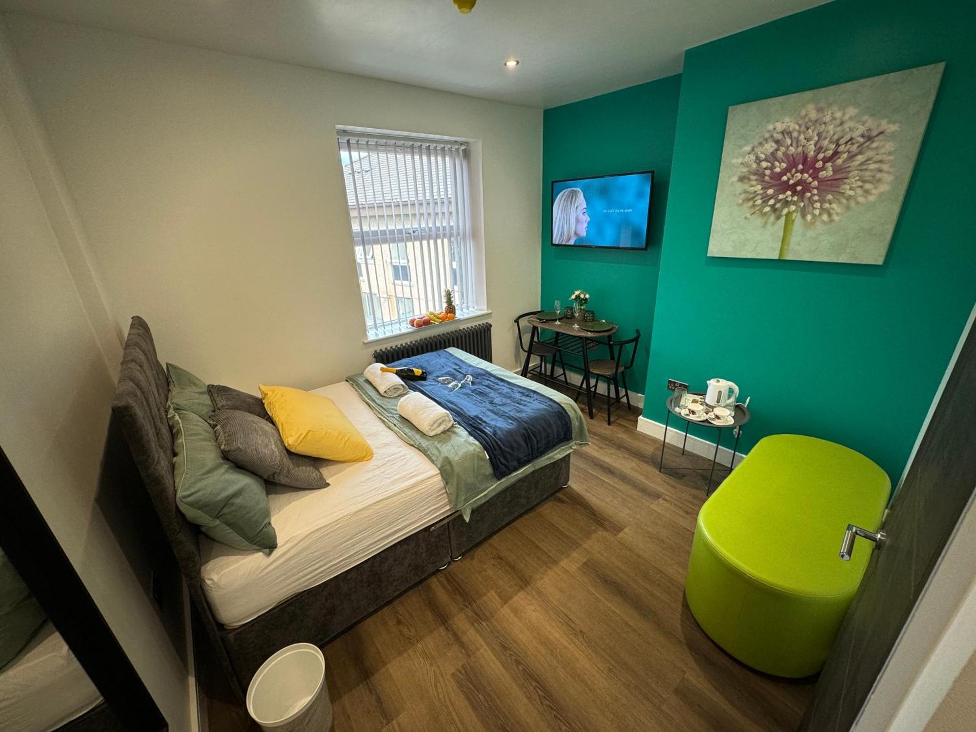 Southgate Luxury Apartments Elland Esterno foto