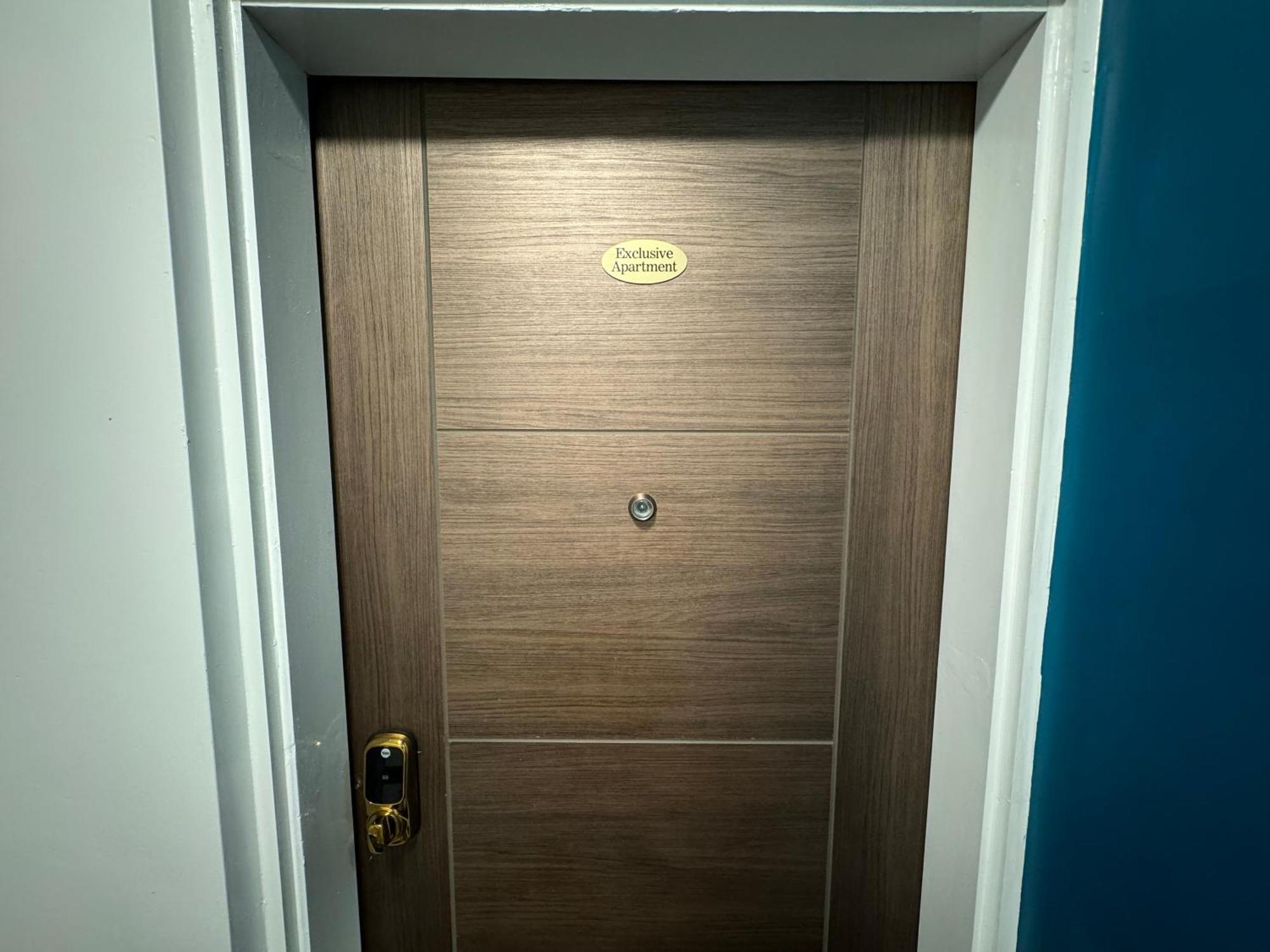 Southgate Luxury Apartments Elland Esterno foto