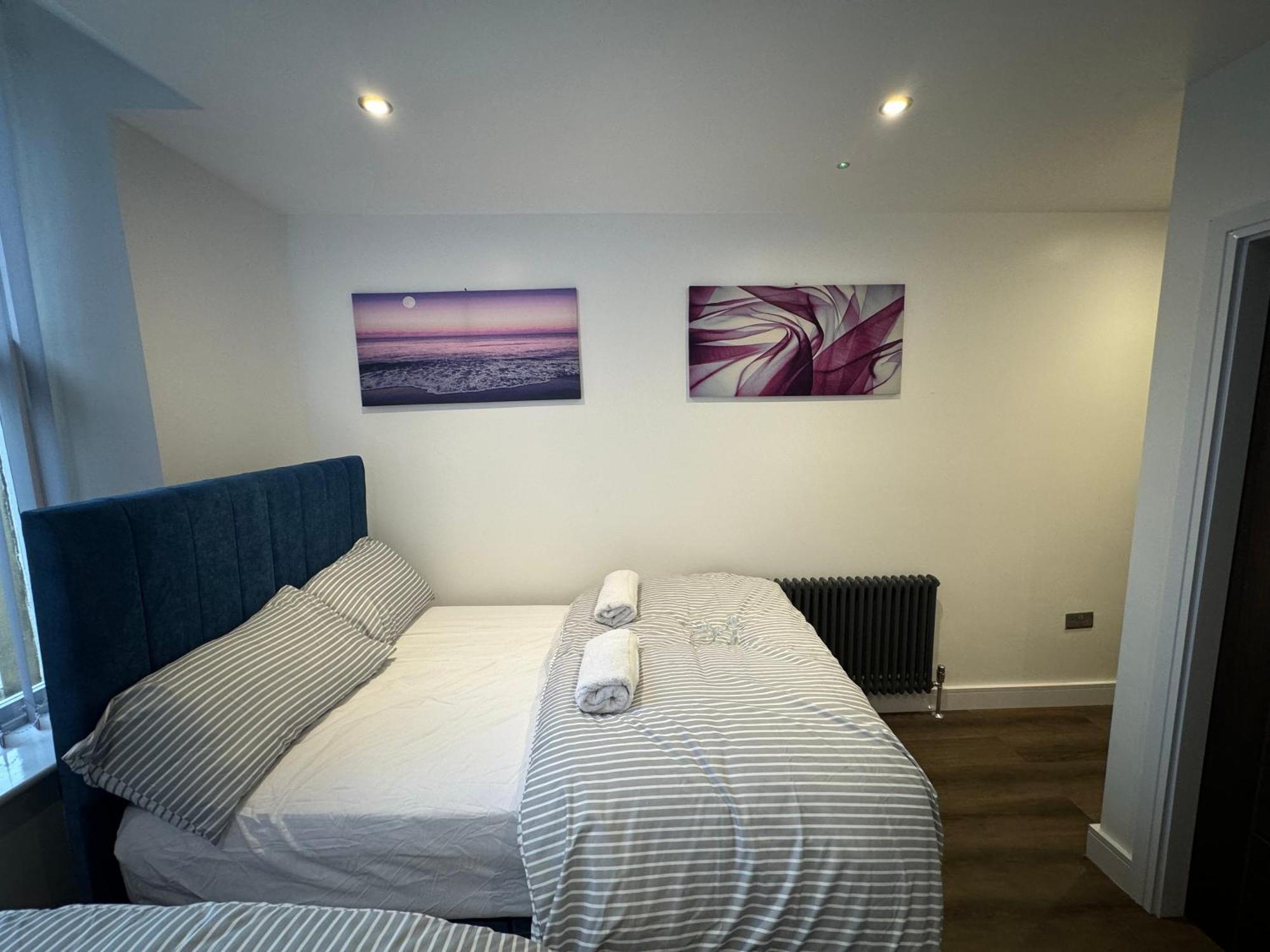 Southgate Luxury Apartments Elland Esterno foto