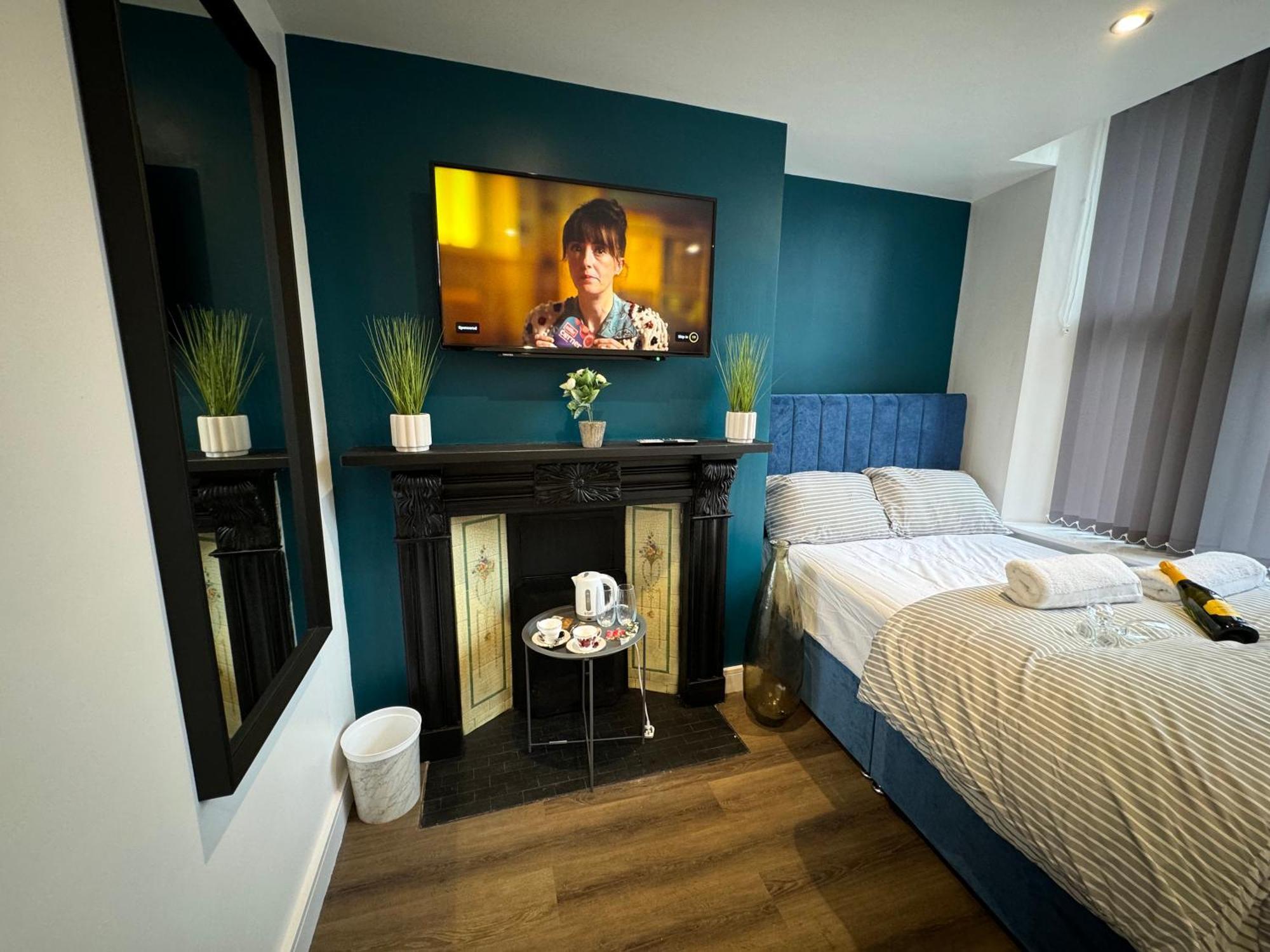 Southgate Luxury Apartments Elland Esterno foto
