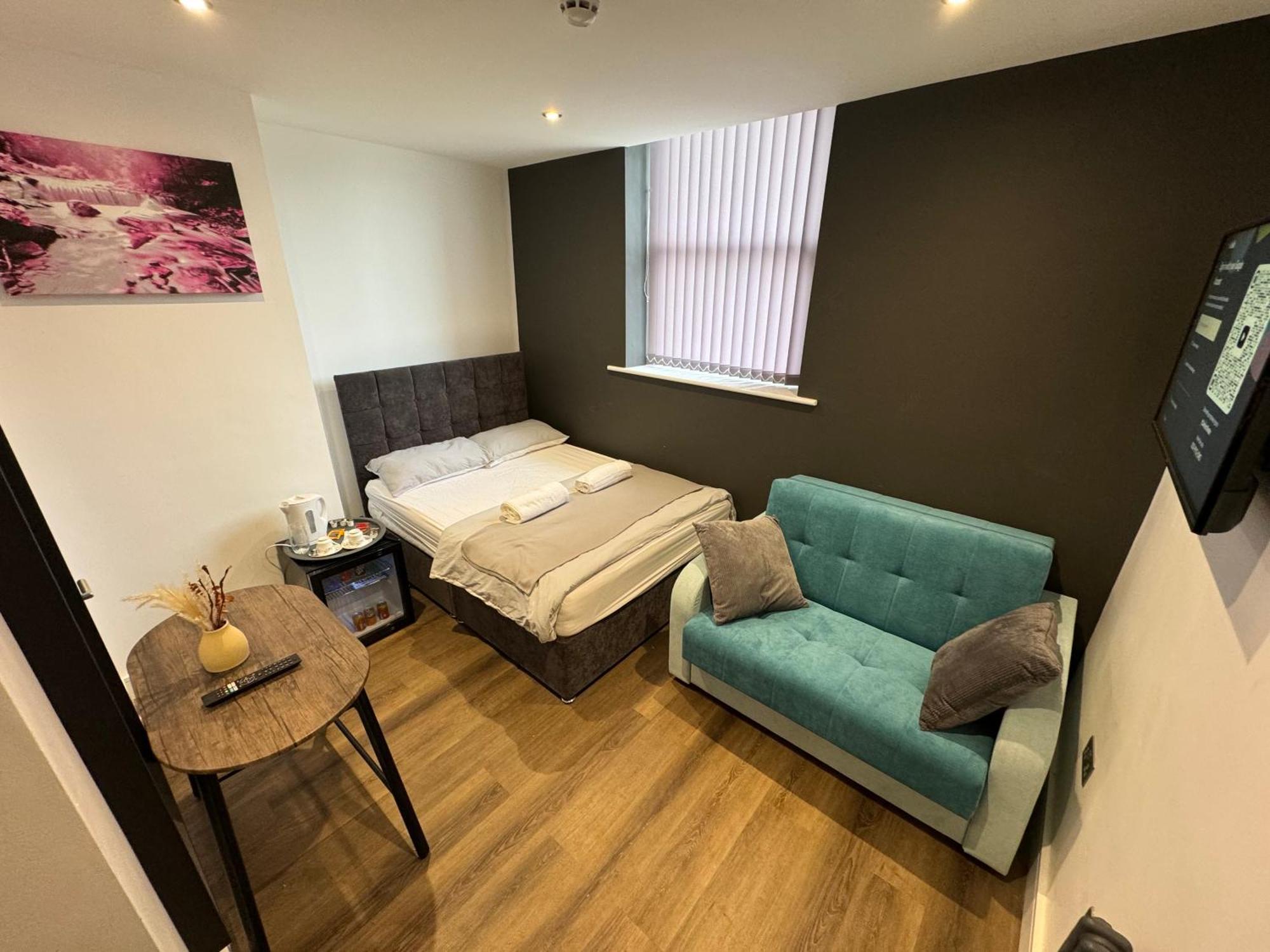 Southgate Luxury Apartments Elland Esterno foto